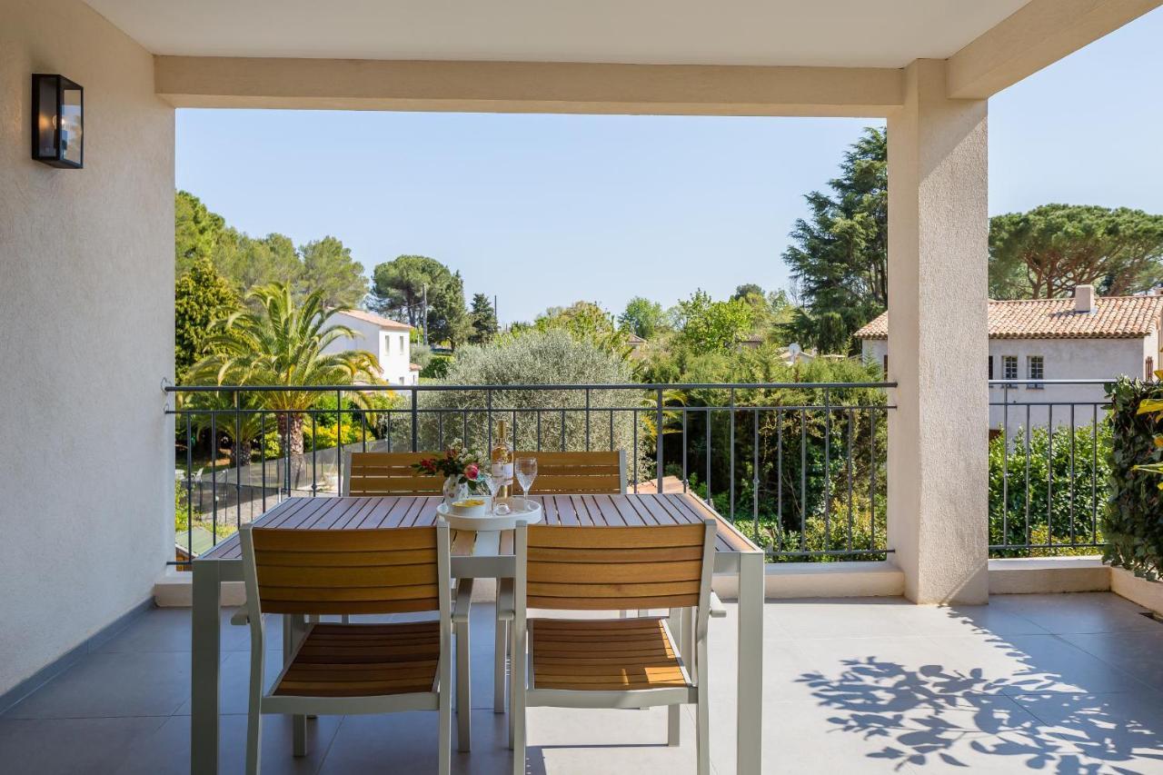 Luxurious&spacious apartment in the heart of the Côte d'Azur Roquefort Les Pins Exterior foto