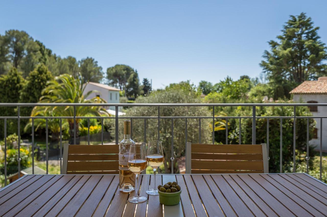Luxurious&spacious apartment in the heart of the Côte d'Azur Roquefort Les Pins Exterior foto